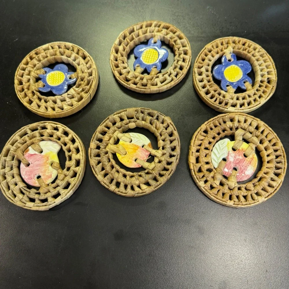 Woven Rattan Ceramic Napkin Rings Set of 6 Brown Blue Floral Apple Motif Decor